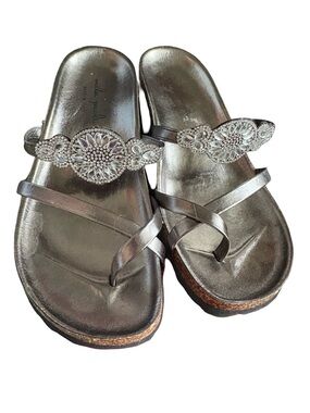Mila Paoli Metallic Silver Embellished Slide Sandals Made in Italy 🇮🇹- size 7.5